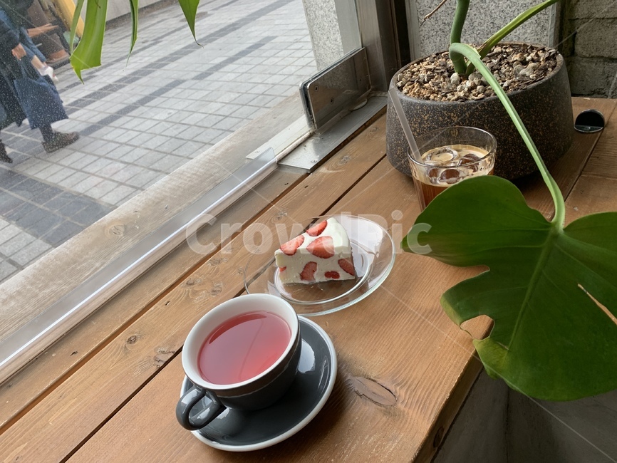 카페,딸기레어치즈케이크,히비스커스,아이스아메리카노,디저트,커피,카페,coffee,cafe