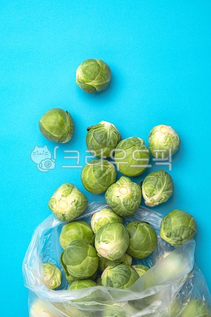 mini cabbage,cabbage,vegetable,Brussels Sprouts,food,Food Ingredients,ingredients,fresh food,fresh,organic