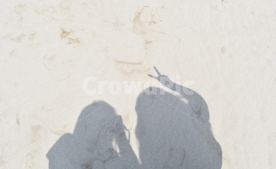 바다,모래,친구,그림자,브이,해변,바다,beach,sea,사람,인물,인간,human,person,인물실루엣,사람실루엣,character silhouette,human silhouette,asphalt,아스팔트,nature,자연,sand,outdoors,옥외