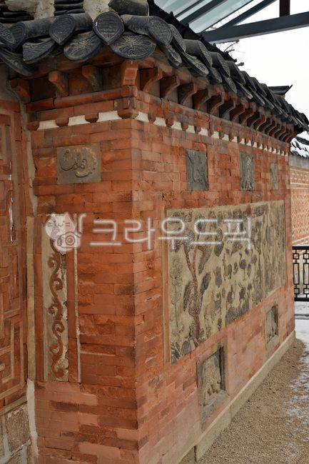 Gyeongbokgung,treasure,Jagyeongjeon Ten Longevity Chimney,Sipjangsaeng Chimney,Ten longevity cadets,Chimney