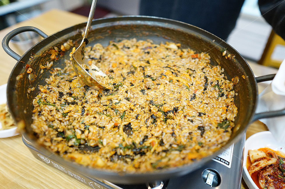 감자탕,감자탕전골,점심,저녁,볶음밥추가,상차림,해장국,dish,요리,meal,식사,food,음식,음식,식재료,요리,food,cook,meal,dishes,food reserves,한식,한국음식,한국요리,korean food,korean dishes,korean meal,korean cook