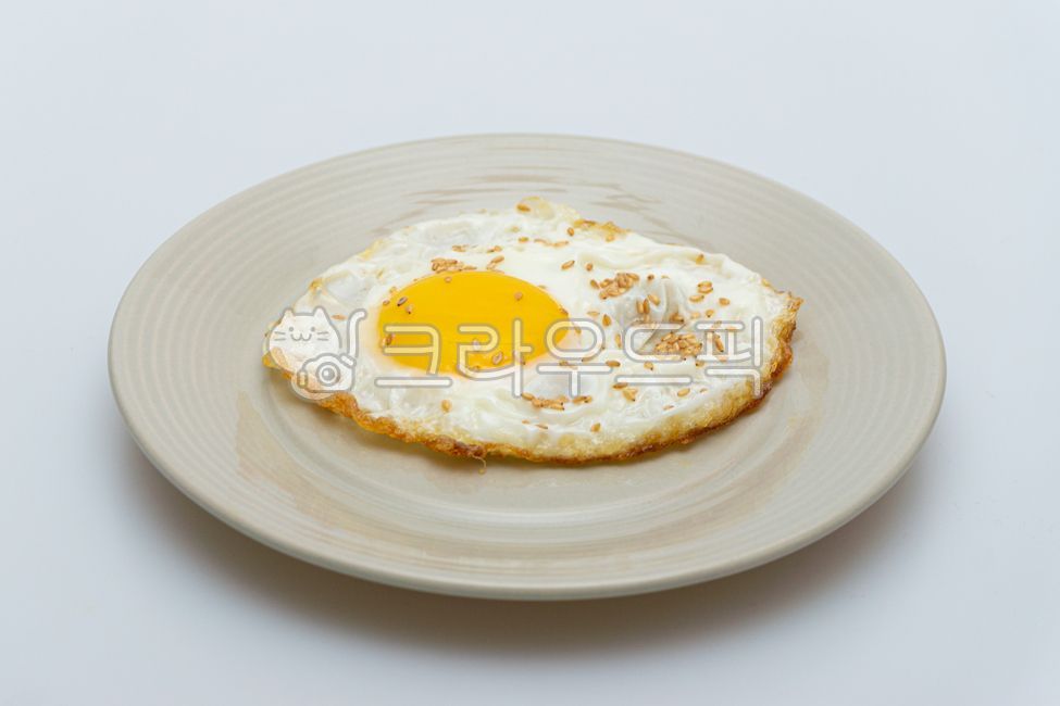 달걀,후라이,계란후라이,달걀후라이,구운,단백질,식사,식품,식료품,재료,식재료,음식재료,클로즈업,요리,노른자,계란프라이,누끼,흰자,기름,굽다,구워진,반숙,완숙,조리,요리재료,egg,계란,food,음식