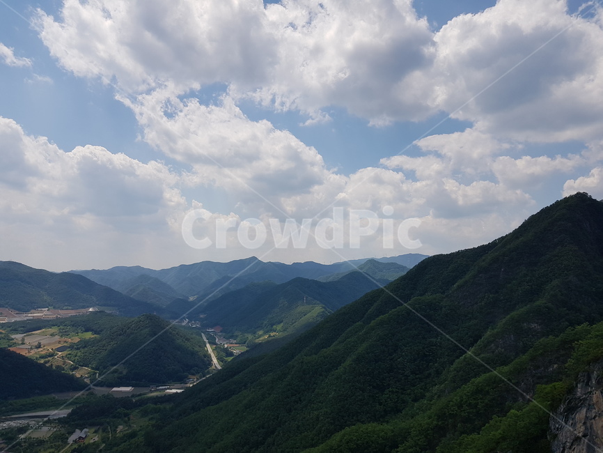 풍경,힐링,구름,휴식,하늘,자연,감성,경치,푸른,맑음,옥외,nature,outdoors,emotion,landscape,scenery,sky,cloud,blue,sunny,rest,healing,산,mountain