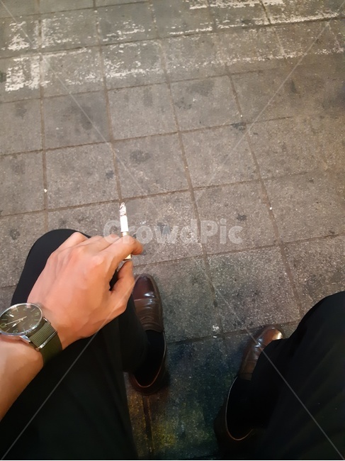 담배,바닥,외로움,적막,도시
