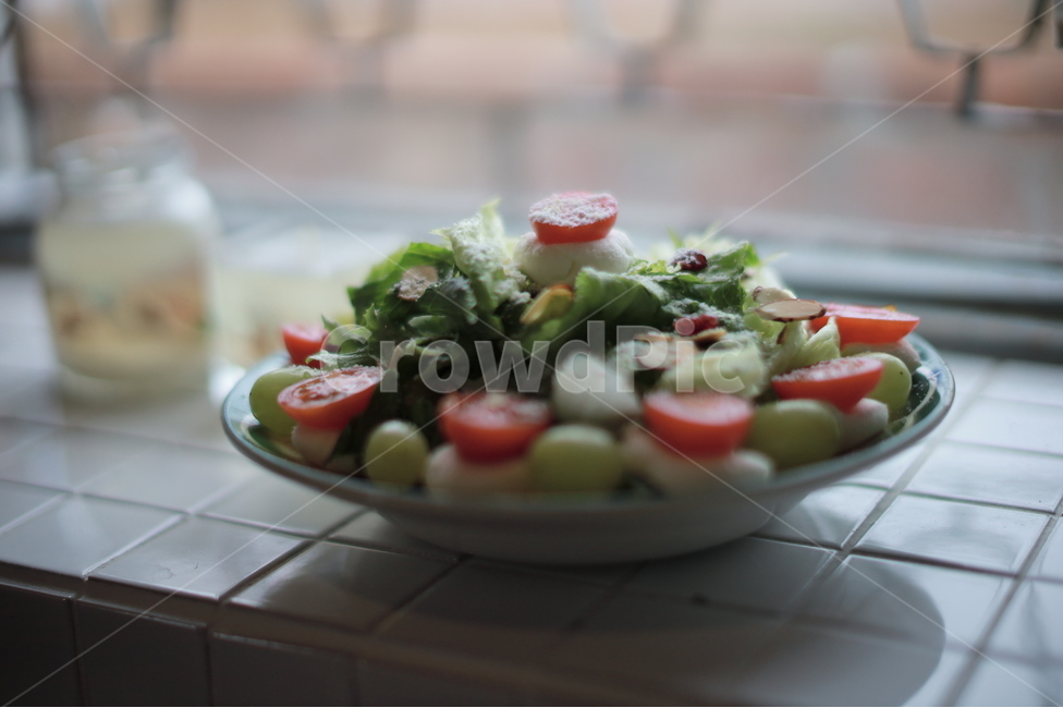 토마토,야채,샐러드,브런치,리코타치즈샐러드,음식