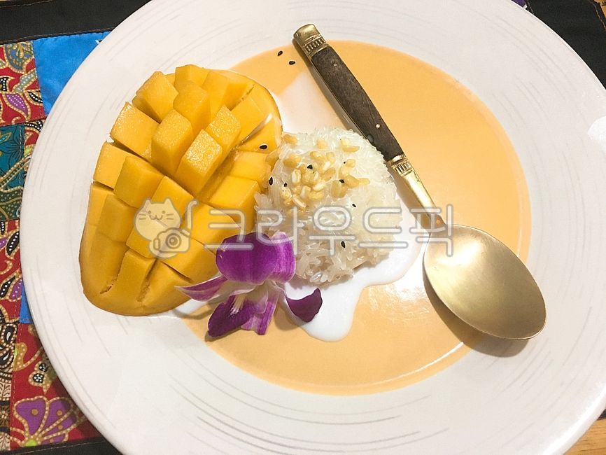 meal,Khao Niao Ma Muang,Mango Sticky Rice,Thai food,mangostickyrice,mangorice,Mango glutinous rice,food,mango rice