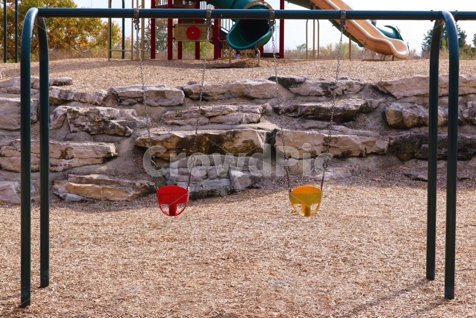 그네,놀이터,낙엽,미끄럼틀,가을,어린이,playground,child,children,slide,공원,park,놀이공원,놀이동산,놀이터,amusement park,playground