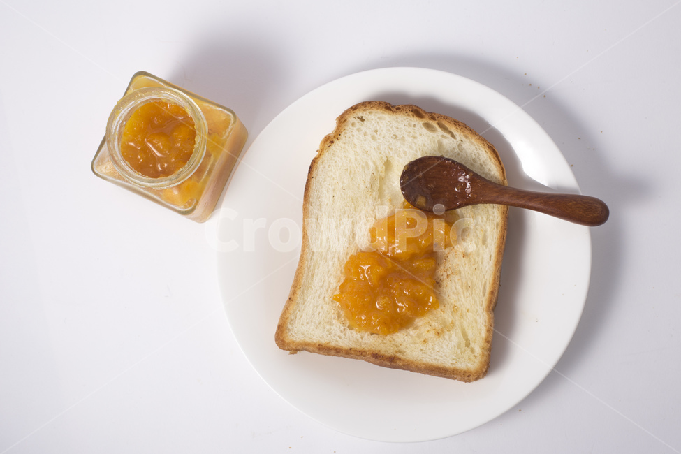 빵,식빵,베이커리,밀,밀가루,간식,음식,식품,디저트,제과,제빵,토스트,쨈,잼,오렌지쨈,스푼,음식,식재료,요리,food,cook,meal,dishes,food reserves,아침식사,조식,브런치,breakfast,brunch