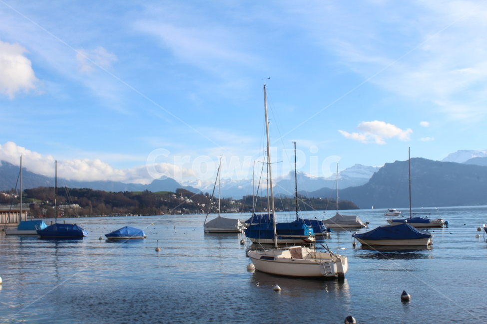 스위스,루체른,로이스강,switzerland,luzern,river,nature,자연,강,평화로움,평화,peace,교통,교통수단,traffic,transportation