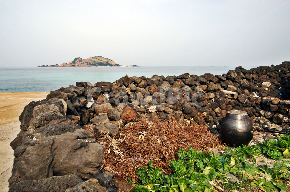 비양도,제주,민가,돌담,바다,한림읍,전통,항아리,제주도,jeju,jeju island,rubble,파편,ground,바닥