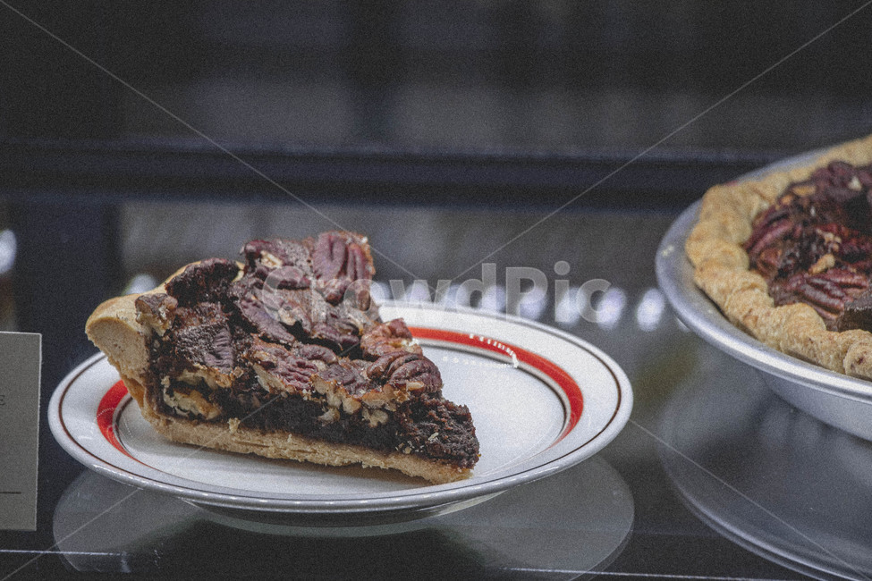 피칸파이,파이,디저트,브런치,견과류,후식,간식,음식,식재료,요리,food,cook,meal,dishes,food reserves,디저트,간식,후식,dessert,snack