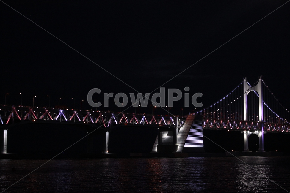 다리,야경,풍경,밤바다,밤하늘,야경,밤,풍경,nightscape,night,landscape,건축물,건물외관,exterior,building,structure,architecture,construction,건물,bridge