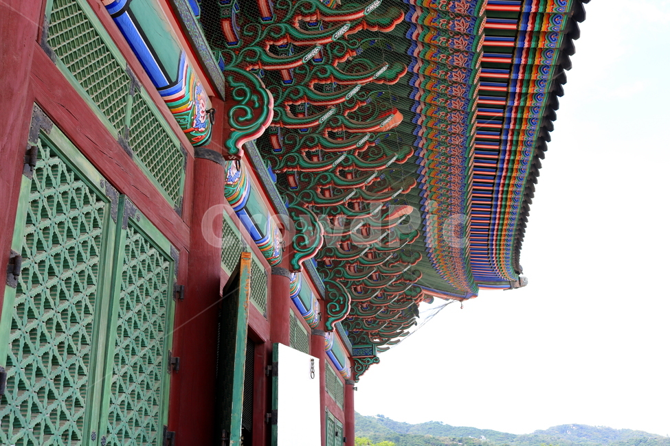 경복궁,고궁,기와지붕,서울,광화문,옛날집,한국전통,한국문화,korean traditional,korean culture,랜드마크,landmark,tourist attraction,한국랜드마크,한국관광지,한국명소,korea landmark,korea tourist attraction,건축물,건물외관,exterior,building,structure,architecture,construction