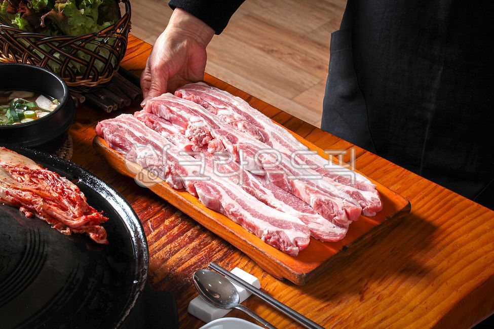 Pork belly,Raw neck meat,pork,pig,BBQ,Domestic raw pork belly,pork belly,pot lid pork belly,cast iron,Korean food,Grilled Pork Belly,ingredients,Korean restaurant,Raw pork belly,roast,Cast iron pot lid pork belly,Pot Lid Raw Pork Belly,Korean cuisine,rest