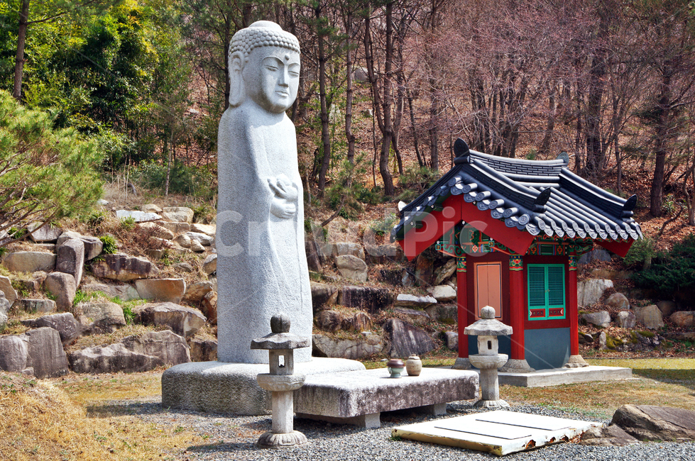 미륵불,산신각,대웅전,석탑,성전암,양산,사찰,통도사,말사,산사,암자,천성산,한국전통,한국문화,korean traditional,korean culture,조각상,동상,석상,조형물,statue,bronze statue,stone statue,종교,신앙,religion,belief,faith,건축물,건물외관,exterior,building,structure,architecture,construction
