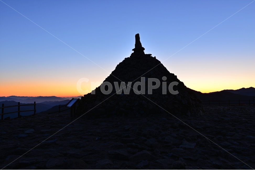 지리산,노고단,노고단일출,아침,여명,일출,해돋이,운해,노고단봄,mountainrange,산맥,mountain,산,nature,자연,outdoors,옥외