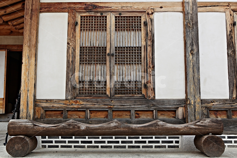 의자,나무,쉼터,풍경,여름,감성,한옥마을,계절,한국전통,한국문화,korean traditional,korean culture,건축물,건물외관,exterior,building,structure,architecture,construction