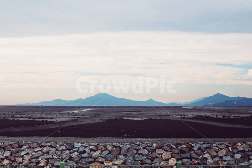 산,하늘,간척지,영종도,풍경,자연,풍경,nature,landscape,한국자연풍경,한국자연경관,korea nature landscape,rubble,파편,ground,바닥