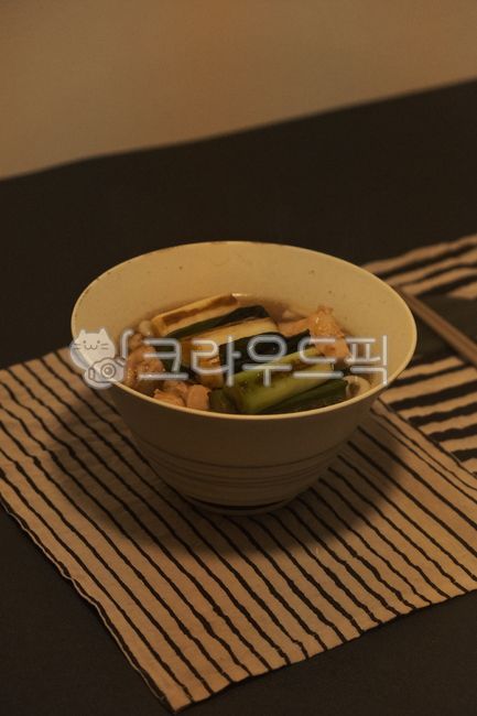 Green onion udon,udon,dinner,one-bowl meal,noodle dish,udon