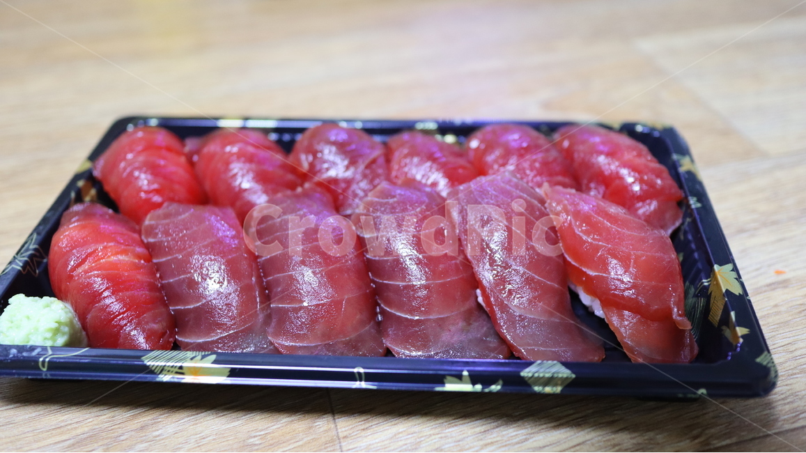 초밥,참치초밥,회초밥,참치,식사,점심식사,저녁식사,일식,음식,식재료,요리,food,cook,meal,dishes,food reserves