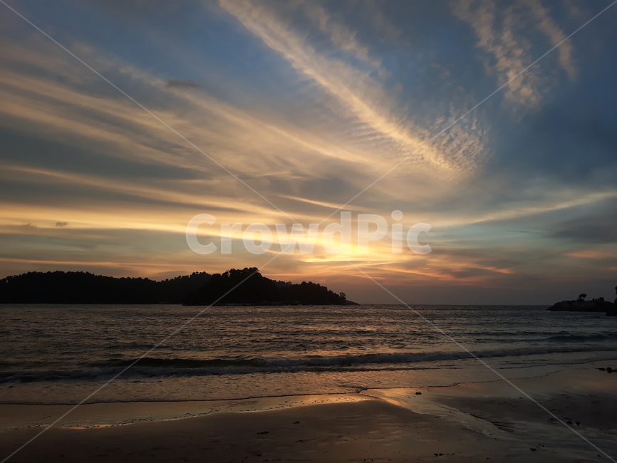 석양,바다,해변,하늘,광채,자연,풍경,nature,landscape,outdoors,옥외,dawn,새벽,red sky,붉은 하늘,sunset,일몰,sky,dusk,황혼