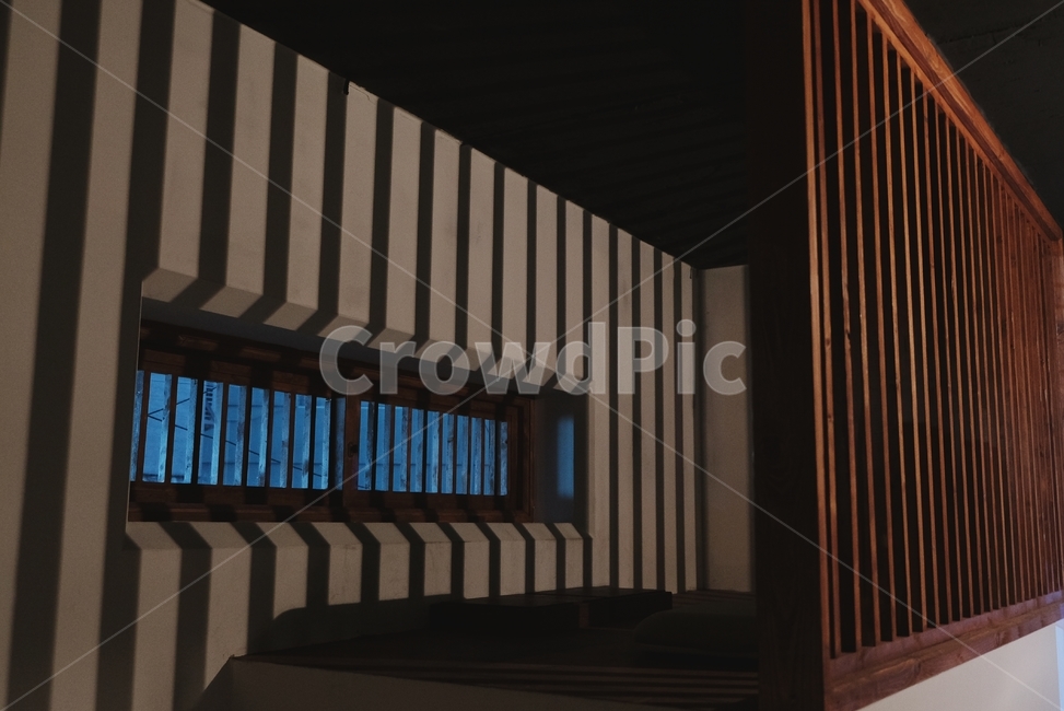 창살,lattice,창문,그림자,window,dark,어두운,shadow,무서운,밤,night