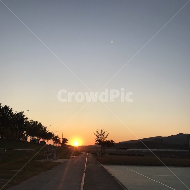nature,자연,outdoors,옥외,sky,하늘,sunset,일몰,redsky,붉은하늘