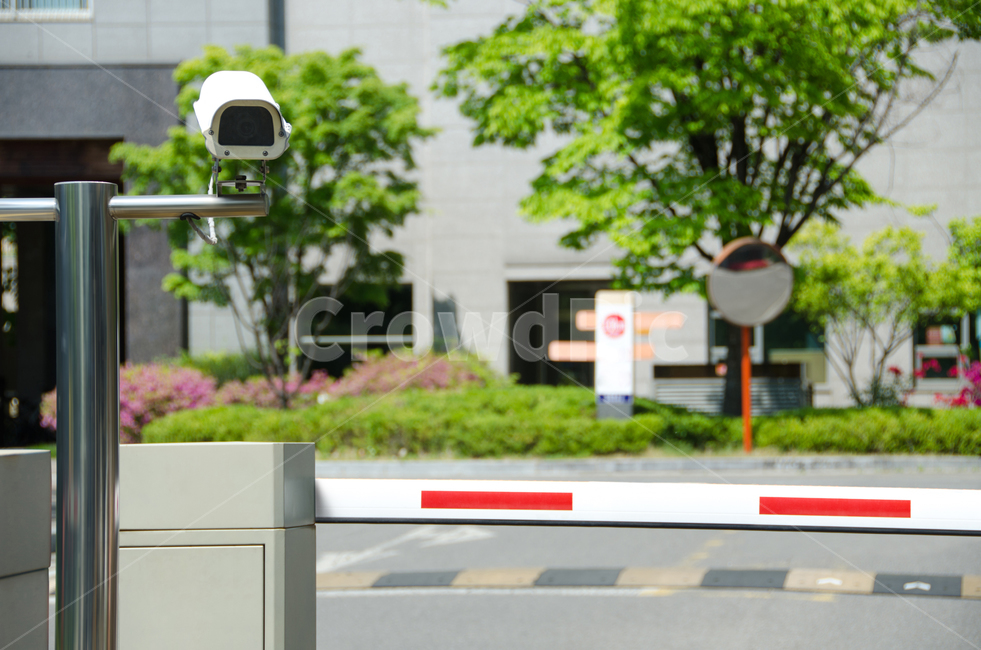 cctv,감시카메라,차량번호,주차차단기,안전,주차장,거리,도로,집,아파트,보안카메라,제어,야외,경보,도시,렌즈,사생활보호,경비,장비,감시,기록,카메라,시스템,보호,비디오,기술,보안,전자,나무,꽃,주택,차단기,번호판인식,차량번호인식,정보통신기술,전자기기,전자제품,it,information,technology,electronic equipment