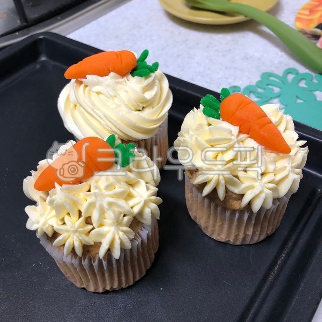 당근케이크,컵케이크,food,음식,케이크,cake,디저트,cream,크림,dessert,cupcake,홈베이킹,핸드메이드,컵케잌,크림치즈필링