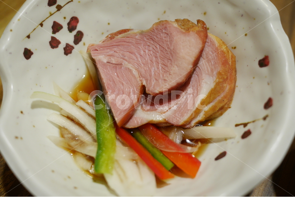 오리고기,샐러드,오리고기샐러드,반찬,횟집,스끼다시,음식,음식,식재료,요리,food,cook,meal,dishes,food reserves,육류,고기,meat