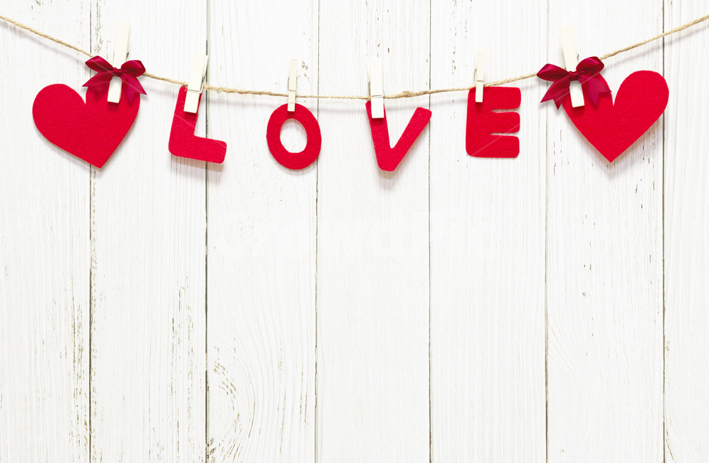 배경,발렌타인,하트,사랑,가랜드,이벤트,백그라운드,컨셉,콘셉,연출,레드,빨간,love,나무,나무배경,줄,리본,화이트데이,빼빼로데이,생일,축하,장식,빈티지,여백,background,valentine,heart,garland,event,concept,red,wood,wooden,line,ribbon,birthday,celebration,decoration,vintage,space,empty,감정표현,기분,feeling,emotion,연출,컨셉,콘셉,direction,concept