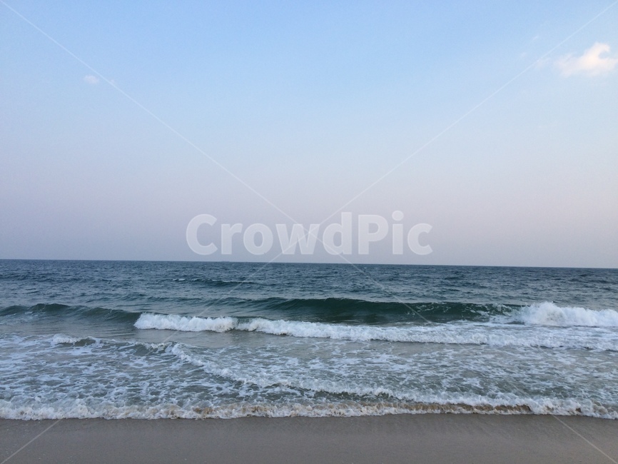 바다,하늘,모래,낮,구름,색감,감성사진,sky,sea,고요한,해변,바다,beach,sea
