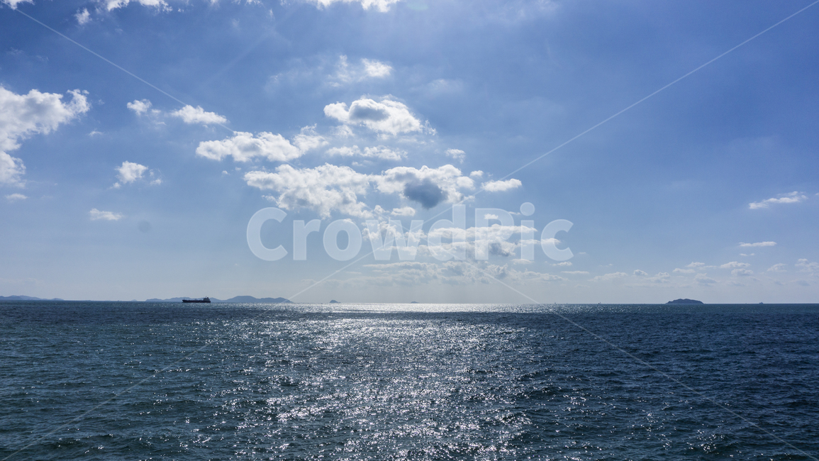 물,바다,sea,해안선,연안,하늘,푸른하늘,sky,대양,날씨,weather,햇빛,자연,빛,sun,적운