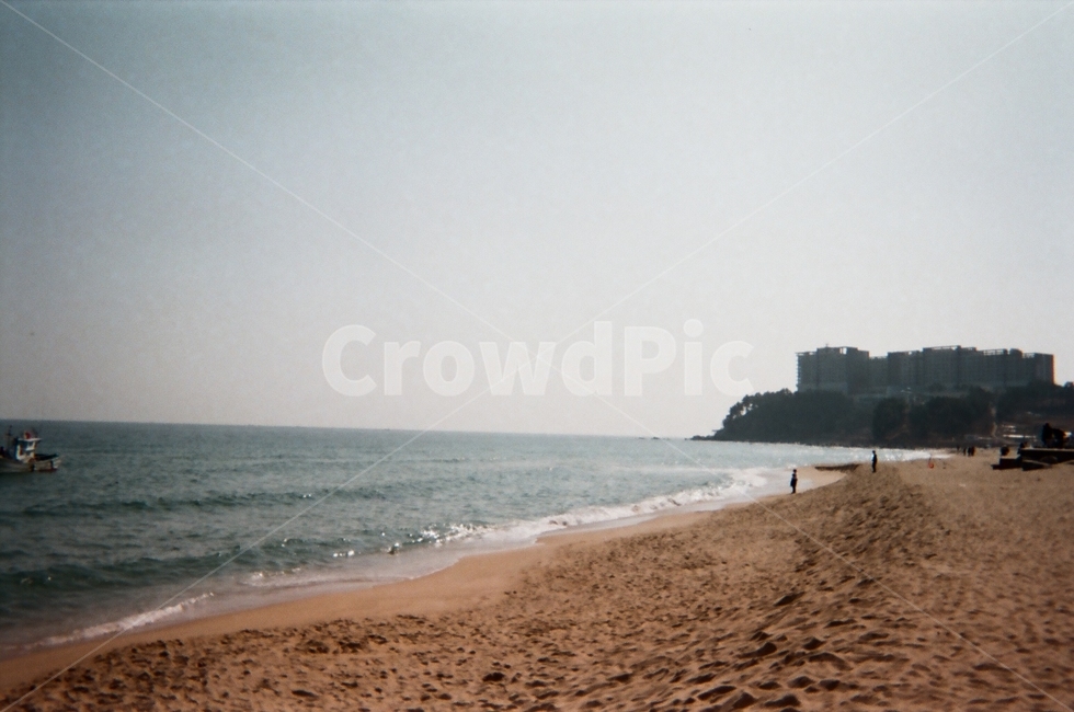 바다,필름,해변,아날로그,자연,모래사장,풍경,겨울바다,필름카메라,파도,하늘,흐림,자연,풍경,nature,landscape,shoreline,해안선,water,물,outdoors,옥외,sea,ocean,대양