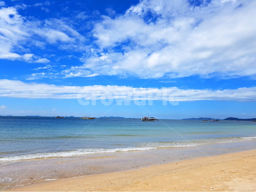 바다,하늘,해수욕장,여름,구름,파란하늘,daecheon,sea,sky,blue,nature,ship,바다풍경,풍경,자연,뭉게구름,파랑,배경,감성,아늑함,고요한,시원함,배,자연,풍경,nature,landscape,water,물,shoreline,해안선,outdoors,옥외,ocean,대양,바다