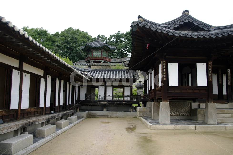 낙선재,창덕궁,고궁,전각,한옥,전통가옥,기와지붕,건축,traditional,한국전통,한국문화,korean traditional,korean culture,랜드마크,landmark,tourist attraction,한국랜드마크,한국관광지,한국명소,korea landmark,korea tourist attraction,건축물,건물외관,exterior,building,structure,architecture,construction