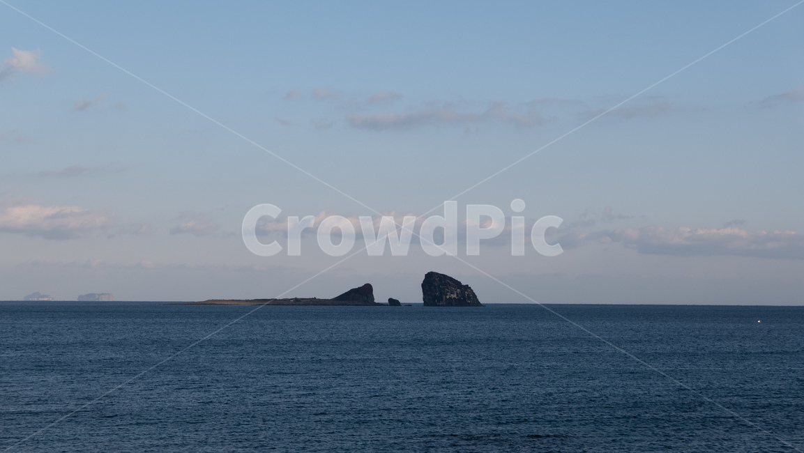 outdoors,옥외,nature,자연,water,ocean,물,대양,sea,연안,coast,바다,형제섬,섬,island,bortherisland,제주,jeju,제주도,자연,풍경,nature,landscape