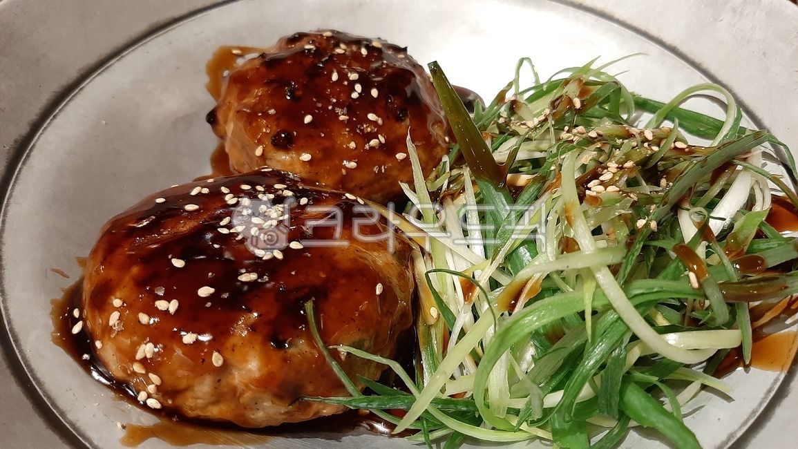 수제떡깔비,고기,파무침,음식,요리