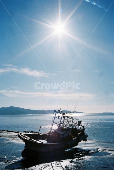 감성,자연,풍경,바다,파도,색감,자연,풍경,nature,landscape,해변,바다,beach,sea,vehicle,차량,transportation,교통,watercraft,선박,boat,보트,adventure,모험,leisure activities,레저 활동