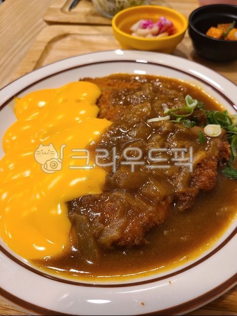 돈까스,돈가스,카레돈가스,카레치즈돈가스,음식,요리,dish,meal,카레,curry,food