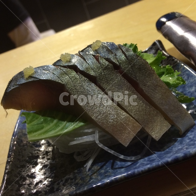 숙성고등어,고등어회,숙성회,음식,데코레이션,회데코레이션,갈색빛고등어회,숙성요리