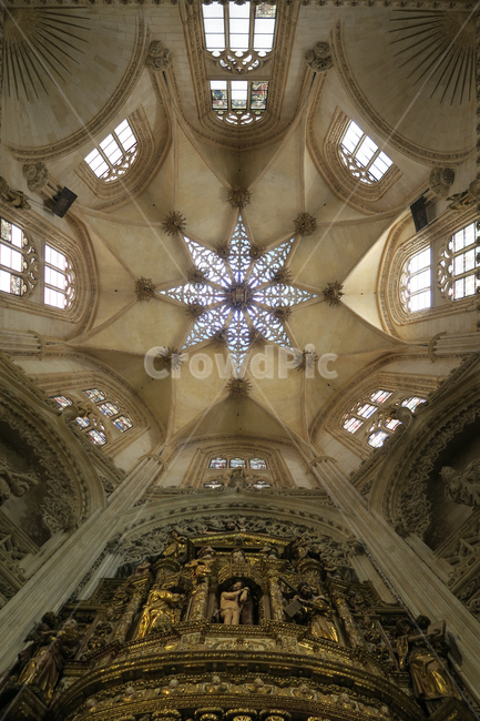 스페인,spain,españa,산티아고순례길,순례길,caminodesantiago,camino,건축물,건축,architecture,arquitectura,대성당,성당,부르고스대성당,부르고스,burgos,교회,장식,art,미술,성화,holyart,decoration,천장,ceiling