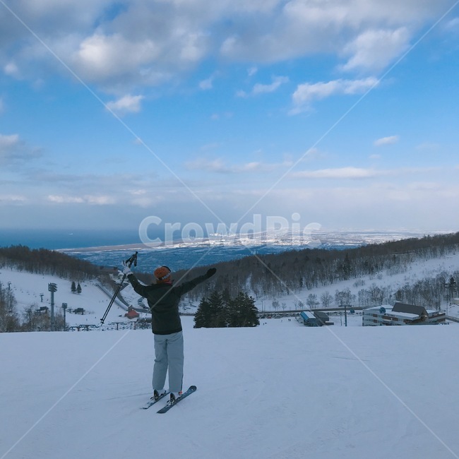 nature,자연,outdoors,옥외,인간,person,사람,스키장,스키,ski,snow,눈,겨울,계절,winter,season,스포츠,레저,운동,sports,leisure,exercise
