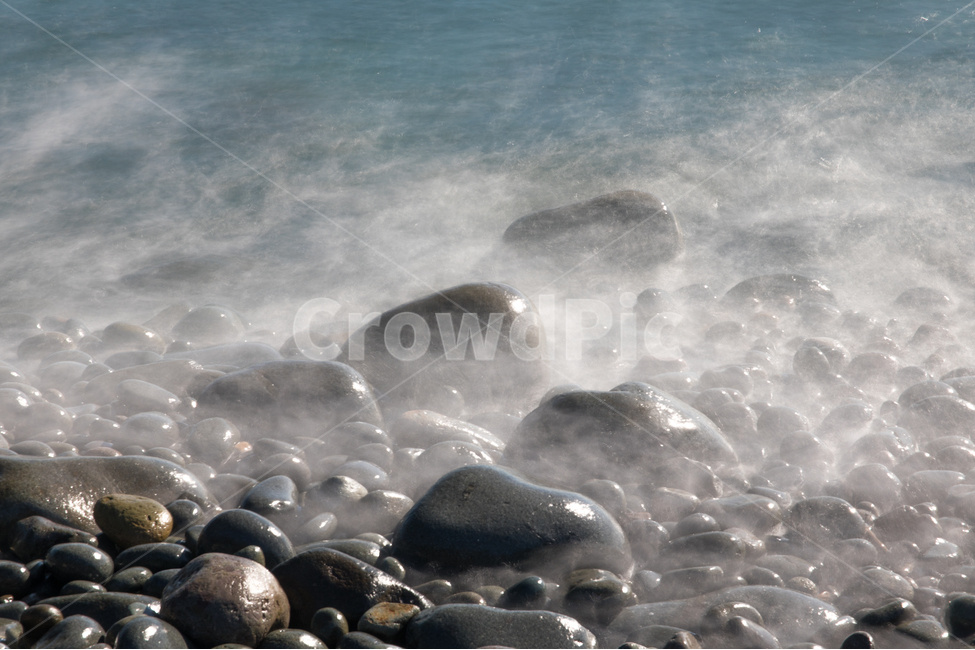 자연,풍경,경치,경관,바다,해변,물,파도,물보라,빛,햇빛,돌,조약돌,검은돌,흑석,몽돌,반사,물결,썰물,밀물,자연,풍경,nature,landscape