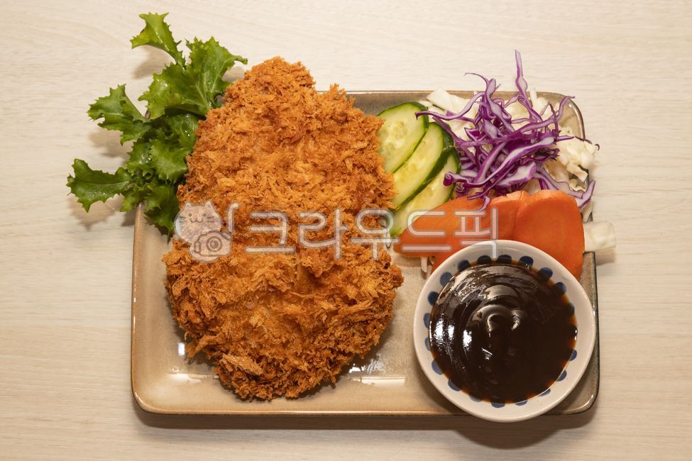 Pork cutlet,fried food,pork cutlet,pork,light Western food,western food