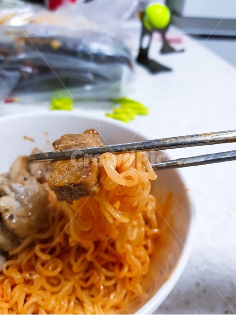 음식,food,삼겹살,비빔면,음식조합