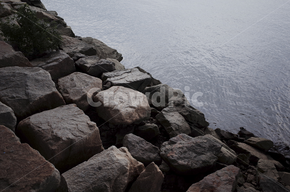rubble,파편,stone,rock,바위,돌,water,물,river,강