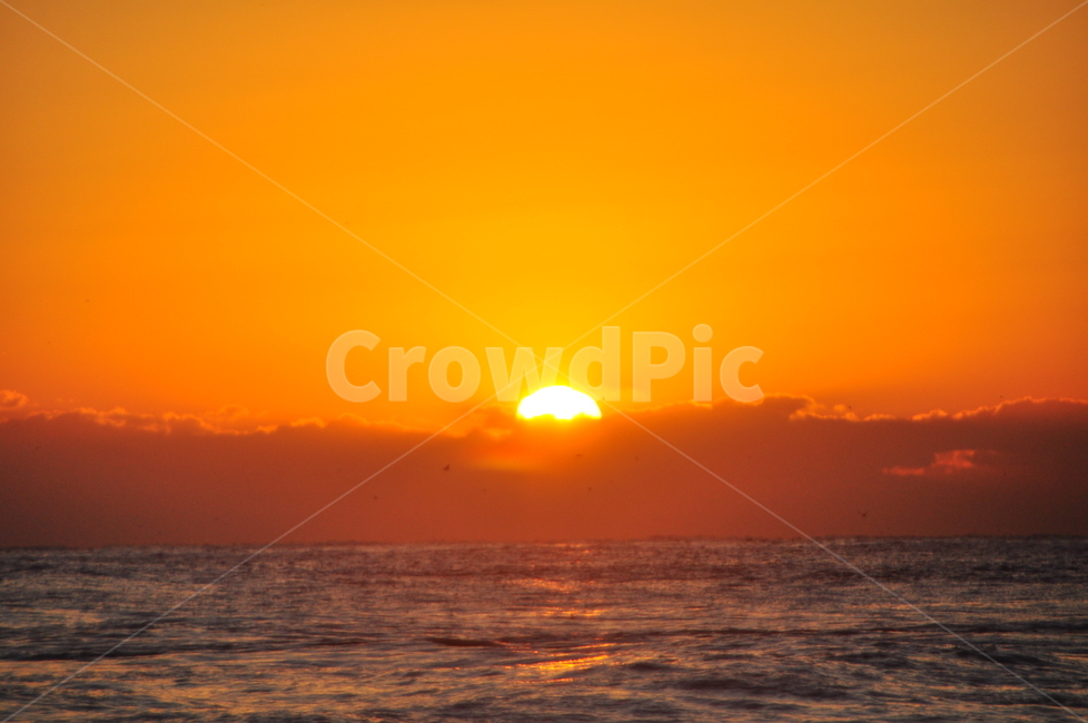 일출,바다,태양,배경,풍경,파도,물결,자연,새해,background,sunrise,sea,waves,sun,자연,풍경,nature,landscape,한국자연풍경,한국자연경관,korea nature landscape,outdoors,옥외,sunlight,햇빛,red sky,붉은 하늘,dawn,새벽,sunset,일몰,sky,하늘,dusk,황혼