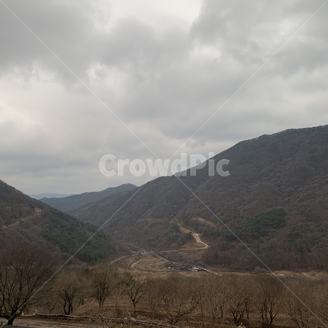 산,산중,흐린날씨,먹구름,시골,자연,풍경,nature,landscape,outdoors,옥외,hill,언덕