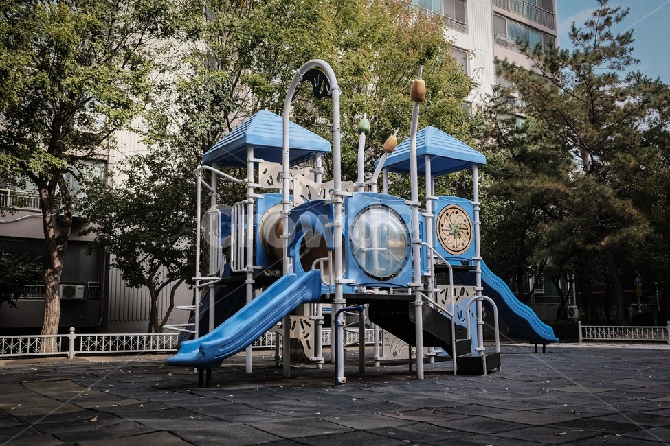 playground,운동장,playarea,놀이공간,architecture,건축물,clocktower,건물,놀이터,놀이공원,놀이동산,놀이터,amusement park,playground